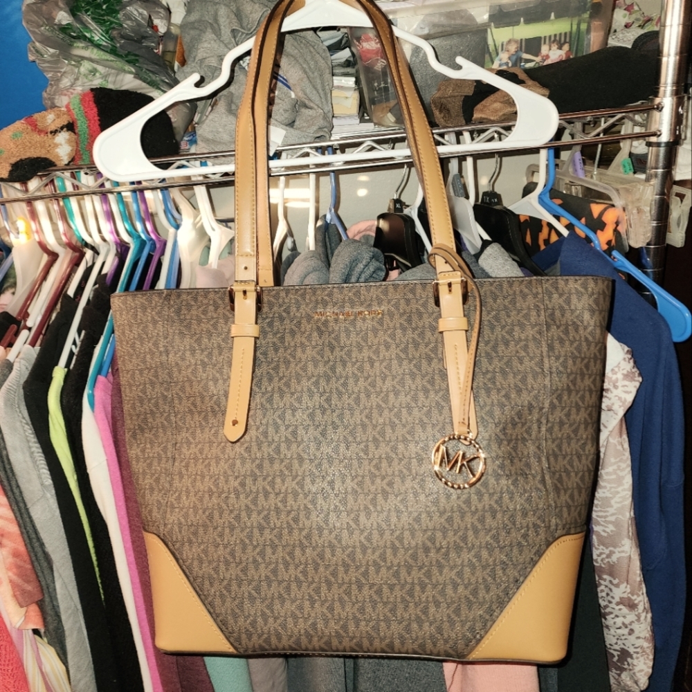 Michael kors handbag